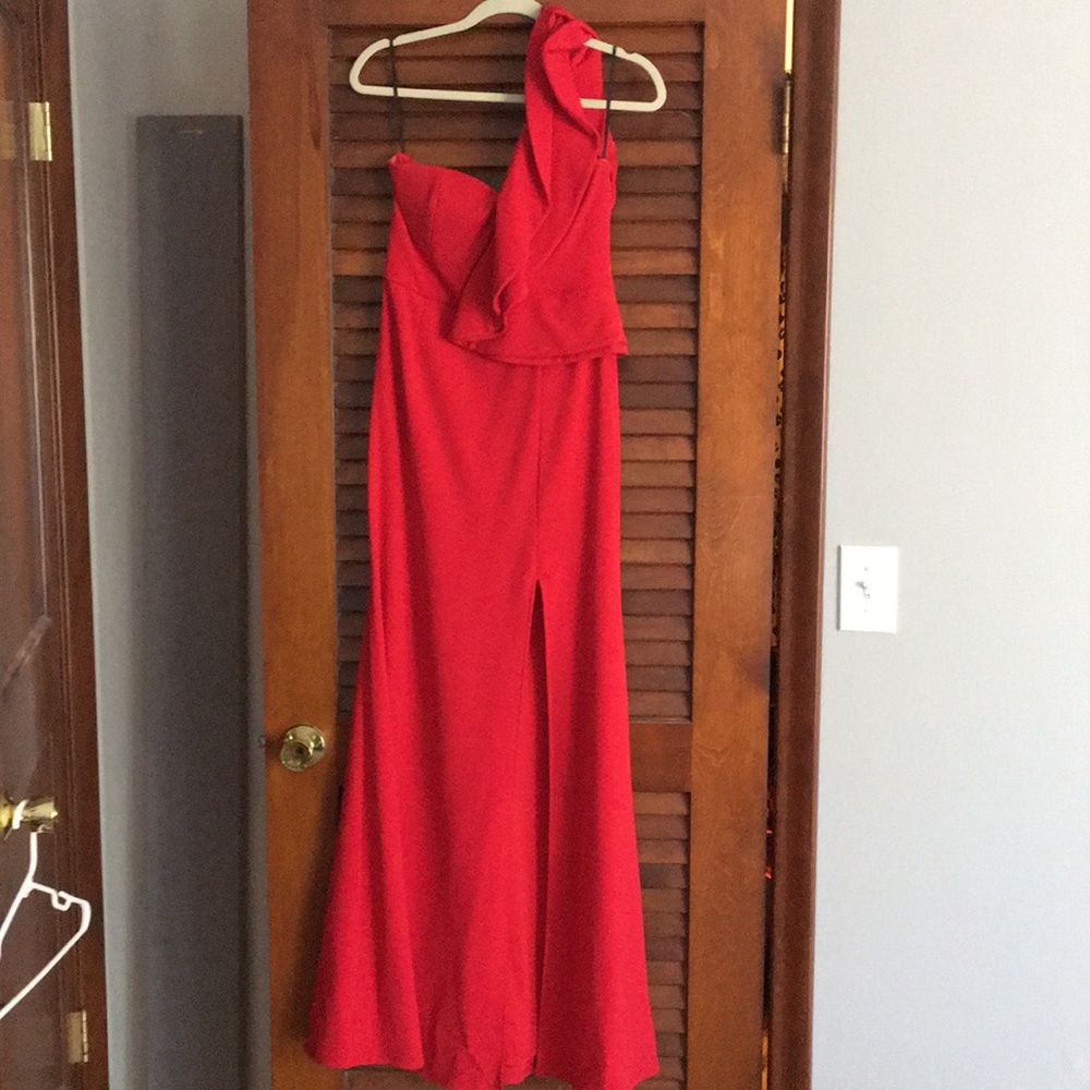 Formal evening gown.
